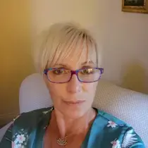 Mandy Daly ACII, DLDU, Dip.Diet & Nutrition Mandy Daly ACII, DLDU, Dip.Diet & Nutrition